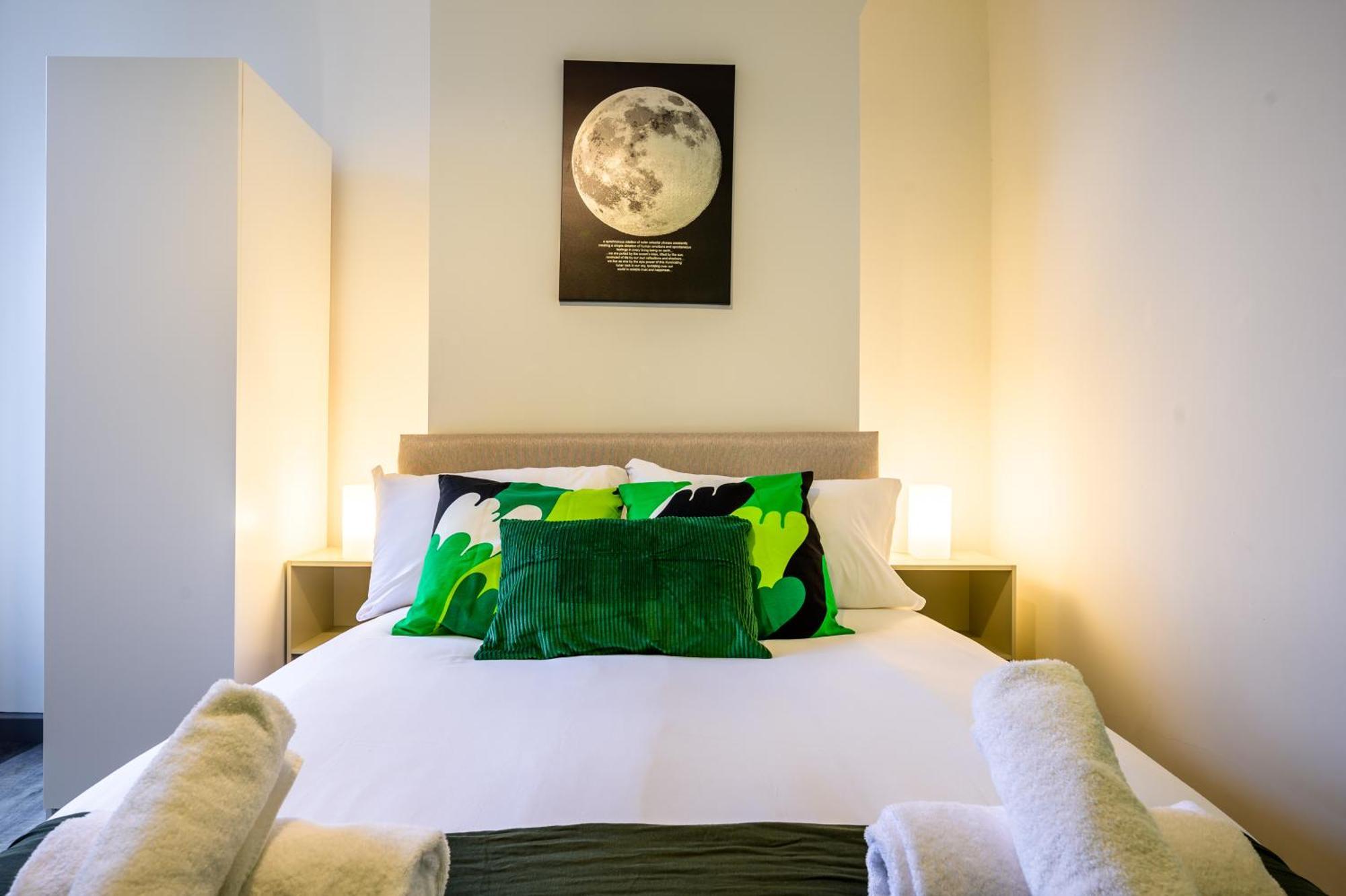 Manchester Serviced Accommodation Northernnightzzz - The Park Exterior photo