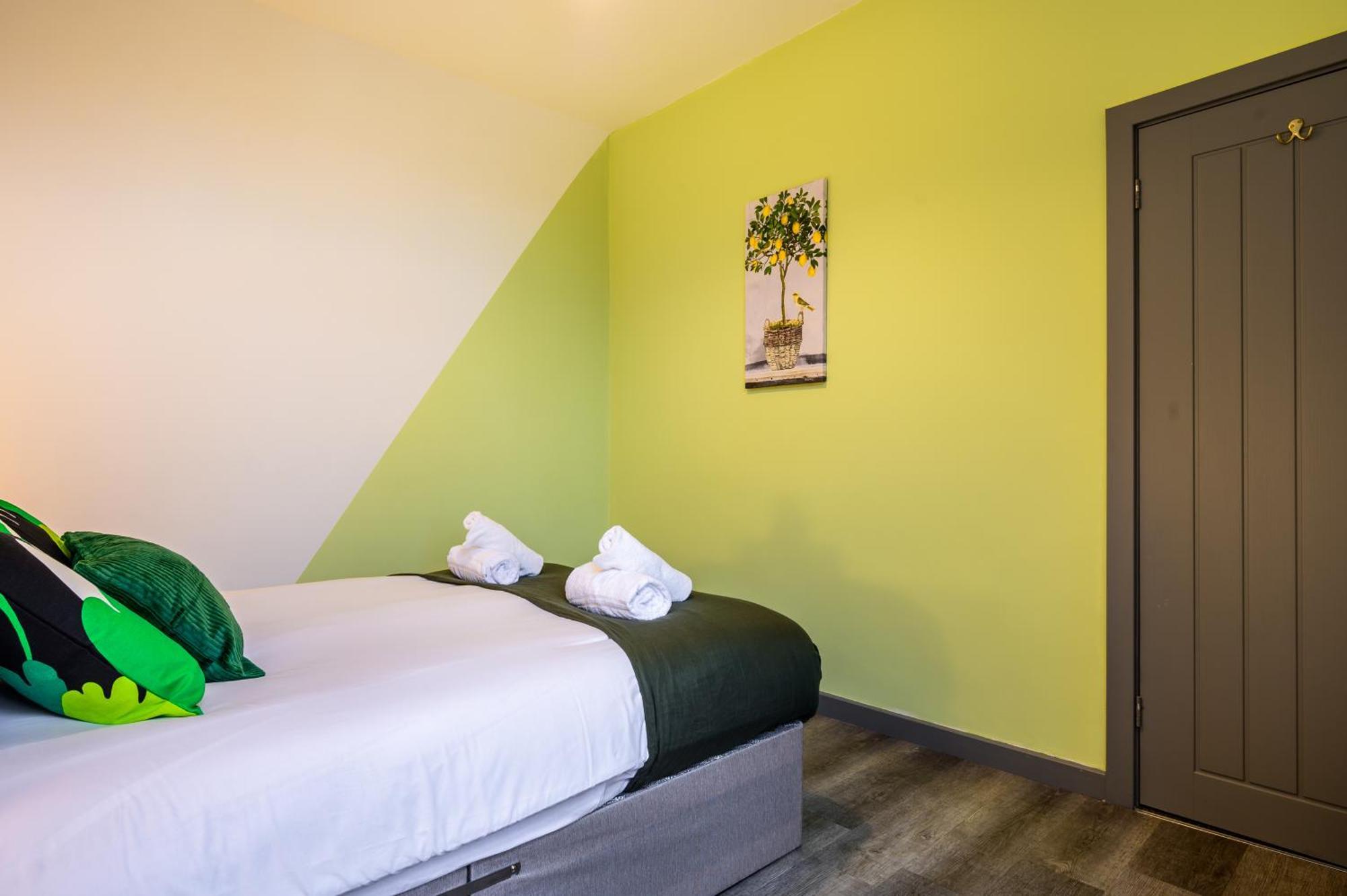 Manchester Serviced Accommodation Northernnightzzz - The Park Exterior photo