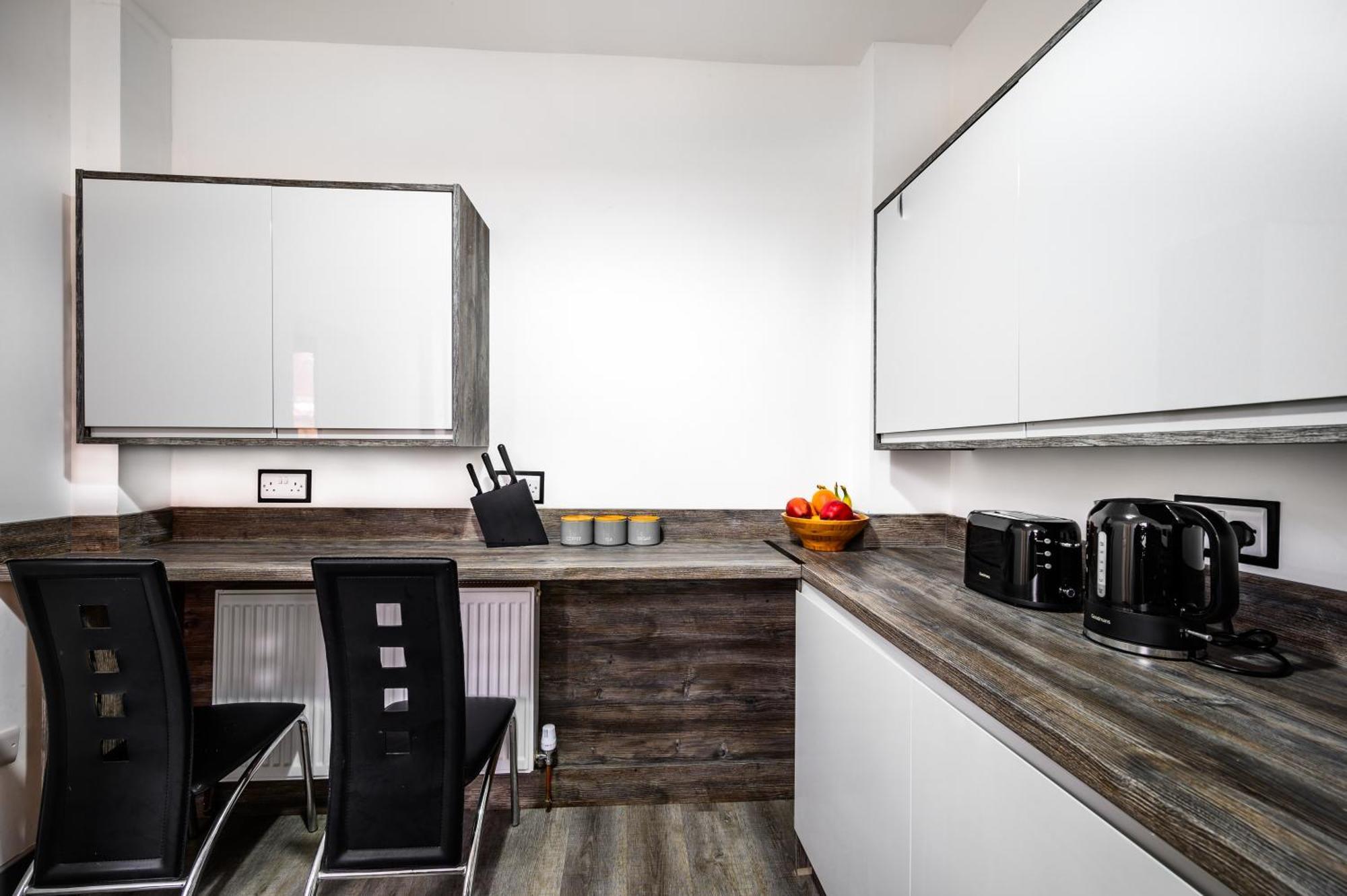 Manchester Serviced Accommodation Northernnightzzz - The Park Exterior photo